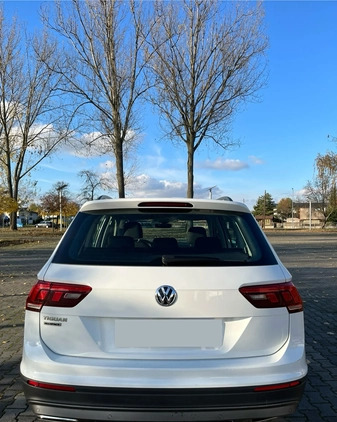 Volkswagen Tiguan Allspace cena 99000 przebieg: 101600, rok produkcji 2019 z Warszawa małe 254
